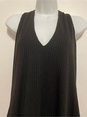 Sleeveless Ribbed V-Neck Black Dress